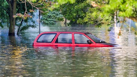 What To Do If Your Car Gets Flooded Autotraderca