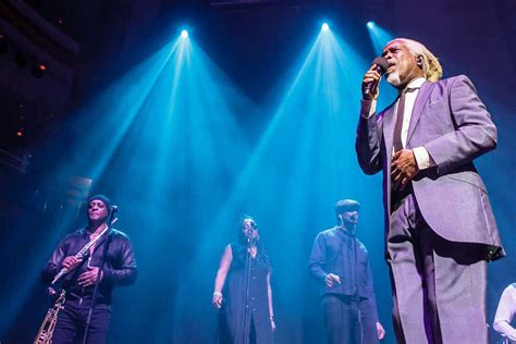 billy ocean wows crowds at birmingham s symphony hall in pictures express and star