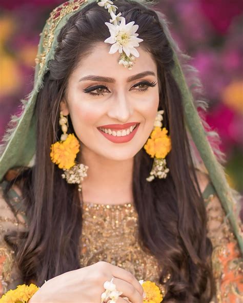 ayeza khan on instagram “mehndi look hair and makeup faizas salon photography mahasphotog