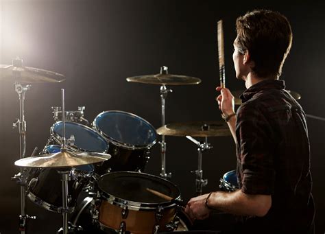 5 Easy Popular Songs To Play On Drums For Beginners