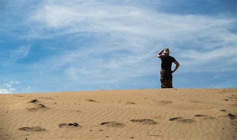 10 Ways To Survive Being Lost In A Desert Worldatlas