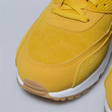 Nike Wmns Air Max 90 Se Mineral Yellow Mineral Yellow 881105 700