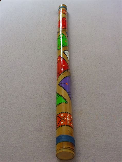 Pau De Chuva Indigena