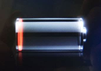 If you see a red light, your battery is fully discharged. How to Know if Your iPhone Battery is on Death Row | CIO