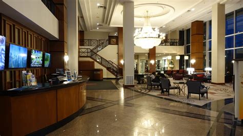 Lobby Marriott Niagara Falls Fallsview Hotel And Spa Niagara Falls