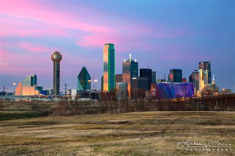 Dallas Skyline Sunset Photo Dallas Skyline Photography Travlin