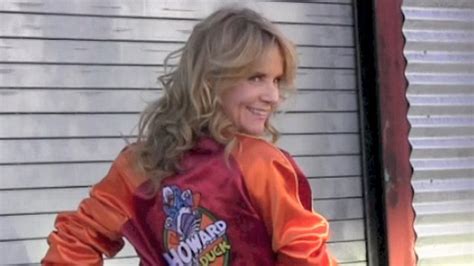 Lea Thompson 53 Puts On A Leggy Sideshow In A Leotard And Howard The