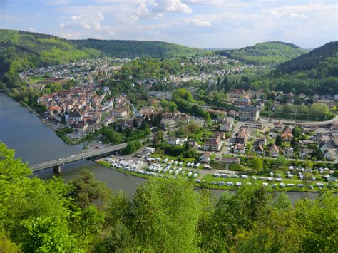 It lies on the neckar, 10 km upriver from heidelberg at the confluence with the river. Neckargemünd | Camp Sites