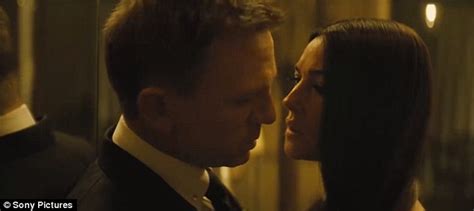 Daniel Craig And Monica Bellucci In James Bond Film Spectre Trailer Daily Mail Online