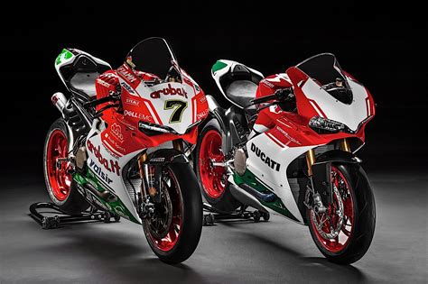 Ducati 959 panigale & gsxr 600 plays at the track! Ducati 1299 Panigale R Final Edition Unveiled: a 209 HP ...