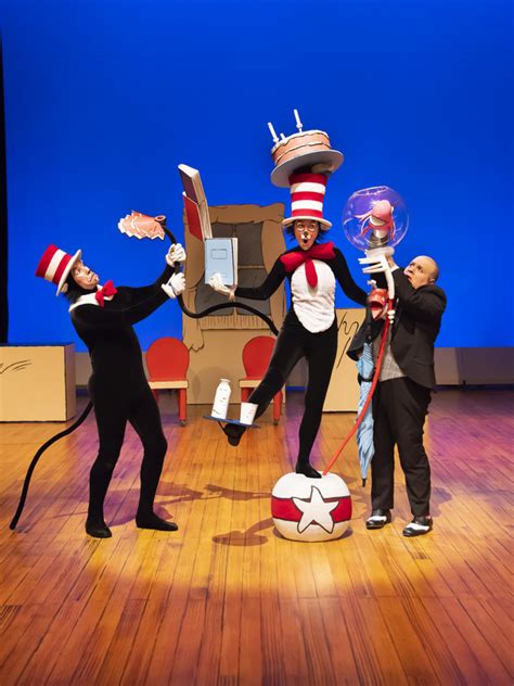 Photos Dr Seusss The Cat In The Hat At Alabama Shakespeare Festival