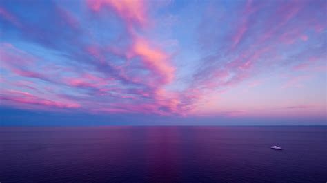 Ocean With Pink And Blue Sky During Sunset Hd Pink Wallpapers Hd