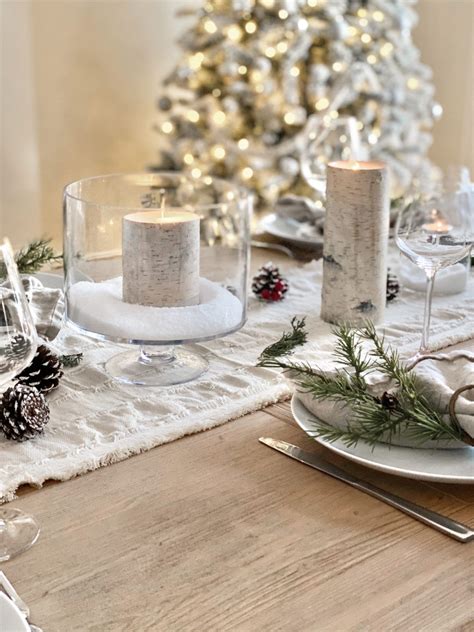 Holiday Tablescape With Images Holiday Tablescapes Tablescapes