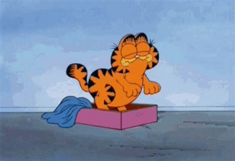 Garfield Gif Garfield Discover Share Gifs In Dancing Animated Gif Garfield