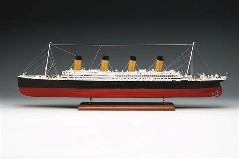 1606 Amati Model Ship Titanic 1250 Scale Mounting Kit Uk
