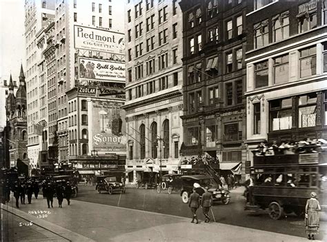 Fifth Avenue And 42nd Street New York City 1920 Nyc History 5th