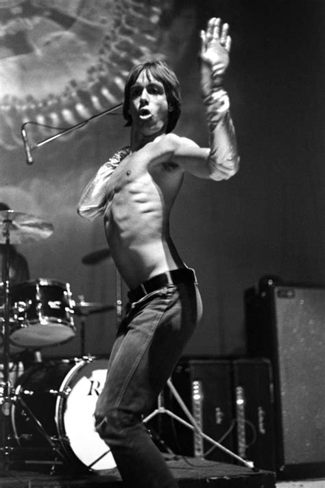 25 Images Ahurissantes Du Style Iggy Pop Iggy Pop Rock And Roll Rock N’roll