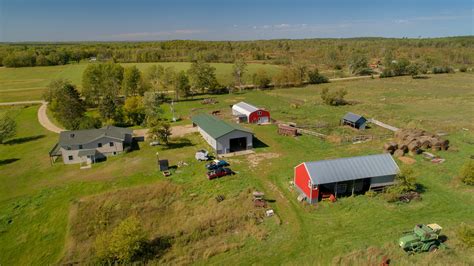 Hobby Farm With 34 Acres Lots Of Outbuildings Laportemn Hobbyfarm