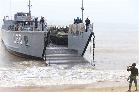 Embarca O De Desembarque De Carga Geral Marinha Do Brasil