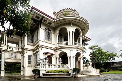 An Iloilo City Mansion Spanish Colonial Homes Colonia