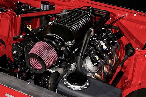 Chevy Unveils Lt1 And Zz6 Crate Engines At Sema 2015