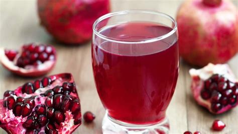 How To Make Pomegranate Juice Without Any Juicer Youtube