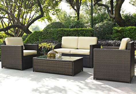 Serene Touches to Your Outdoor Furniture