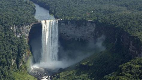 Top 10 Most Spectacular Waterfalls In The World The