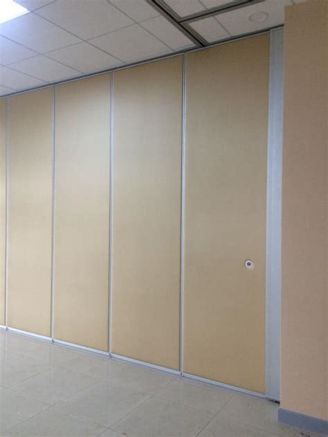 Commercial Sliding Partition Walls 65mm Thickness Folding Room Dividers