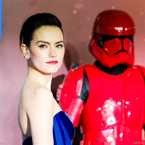 Pin By Chaline On Daisy Ridley In Daisy Ridley Celebrities Star Wars