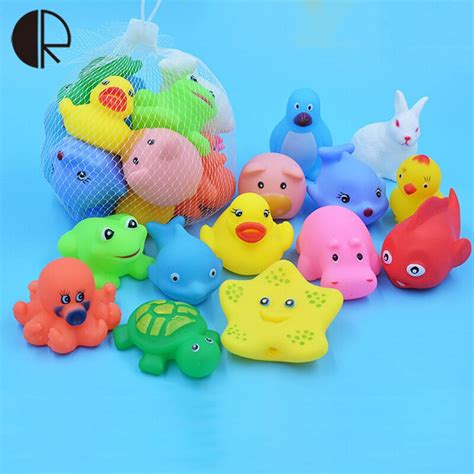 Colorful Bathing Water Toy 13pcs Squeeze Sounding Dabbling Floating Toy