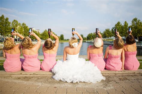 Funny Wedding Pictures Bridesmaids