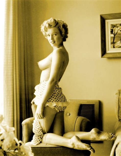 Marilyn Monroe Nude On The Chair My Xxx Hot Girl
