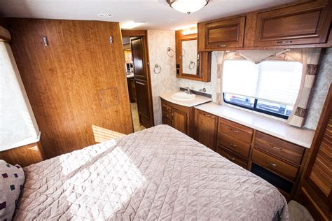 National Tropical 40 Reyes Rv Rental