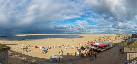 Maybe you would like to learn more about one of these? Badestrand mit Strandkörben, Hohes Riff, Borkum ...