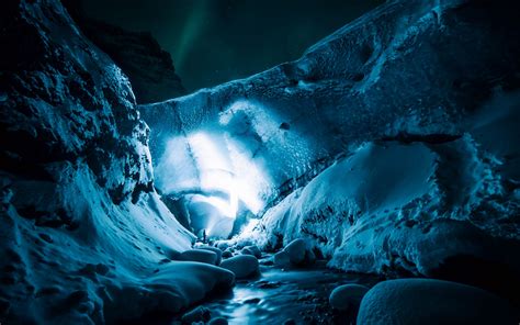 Download Wallpaper 2560x1600 Ice Cave Night Ice Widescreen 1610 Hd