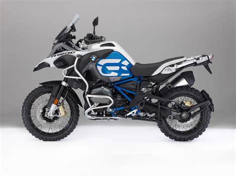 In the case of the 2008 r1200gs and gs adventure, finally getting what all your mates had is good. 2018 BMW R 1200 GS Adventure Buyer's Guide | Specs & Price
