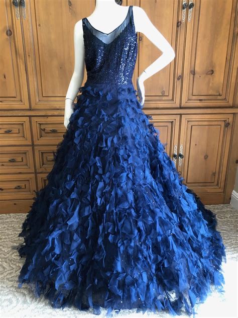 Oscar De La Renta Romantic Navy Blue Evening Gown In Hard To Find Size