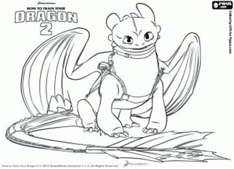 Jeder, ja wirklich jeder kann colle bilder malen. malvorlagen Ohnezahn, der Drache von Hicks in den neuen Film von Drachenzähmen leicht gemacht 2 ...