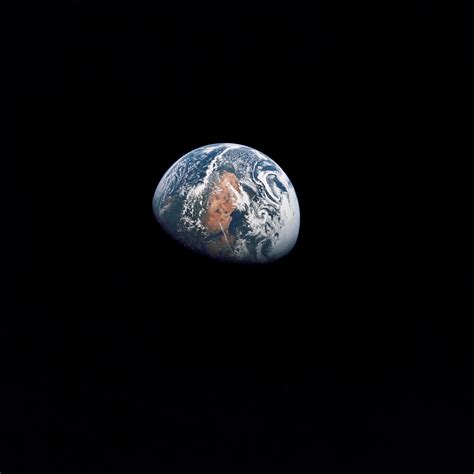 Earth From 100000 Miles Away Taken By The Crew Of Apollo 10 Rspace