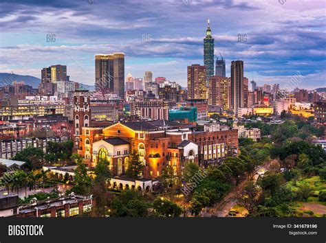 Taipei Taiwan Skyline Image And Photo Free Trial Bigstock
