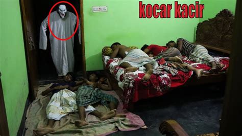 Ngakak 🤣 🤣prank Pocong Lucu 🤣scary Real Ghost Prank With Sleeping So