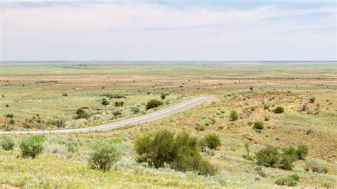 == geografie == de drie belangrijkste steden zijn, van noord naar. Nieuw Zuid Wales Australië het lege niets | Reisboulevard
