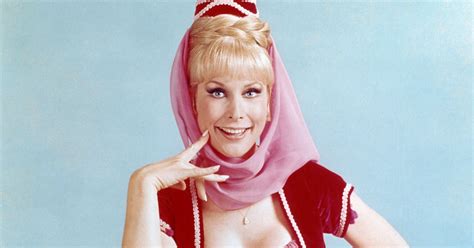I Dream Of Jeannie Star Says The Show Was Never Ever Sexist Huffpost