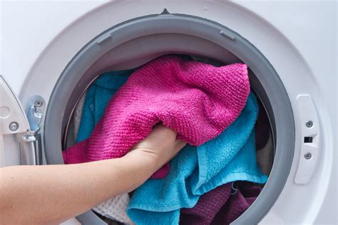 Machines vary, so check your manual, but a good rule is to loosely load the clothes and leave at least 6 inches between the top of the load of laundry and the top of the drum. How to Clean Your Washing Machine the Right Way | Digital ...