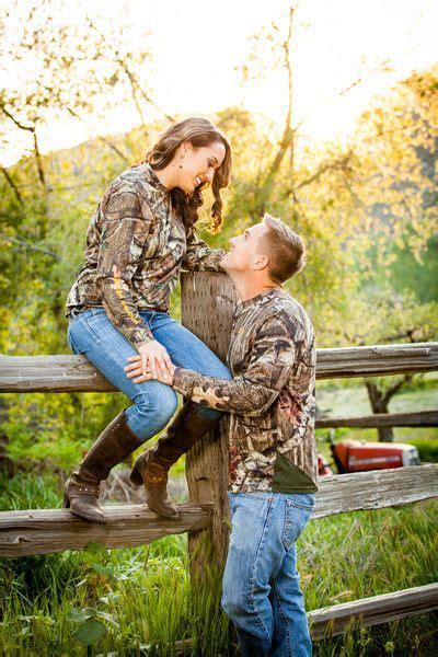 Cute Engagement Picture Ideas Couples Photography