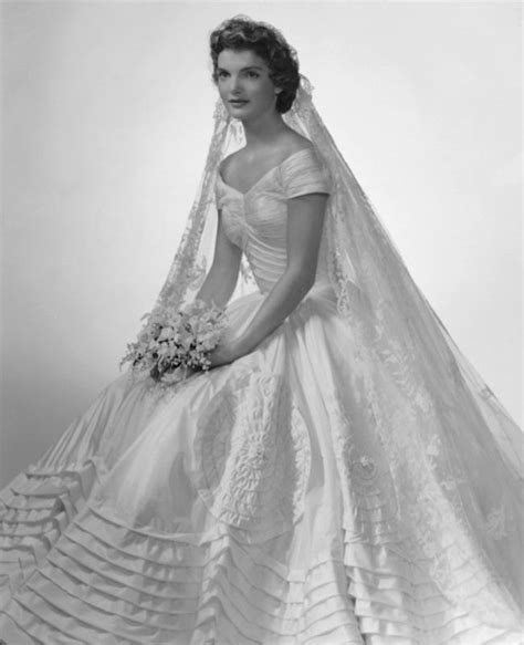 The Top Wedding Dress Trends Of 2024 Trouwjurken Vintage Trouwjurk