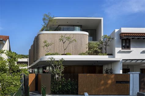 Wallflower Architecture Designs House In Singapore With Bamboo Clad