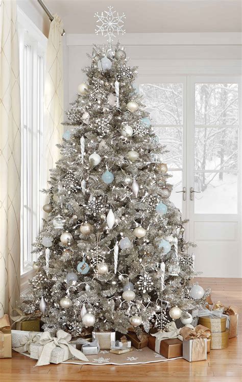 Outstanding Silver Christmas Tree Ideas