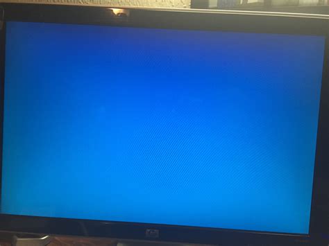 Blank blue screen on startup : techsupport